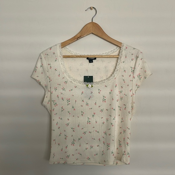 🟠 NWT Wild Fable Floral Laces Top - Picture 1 of 5